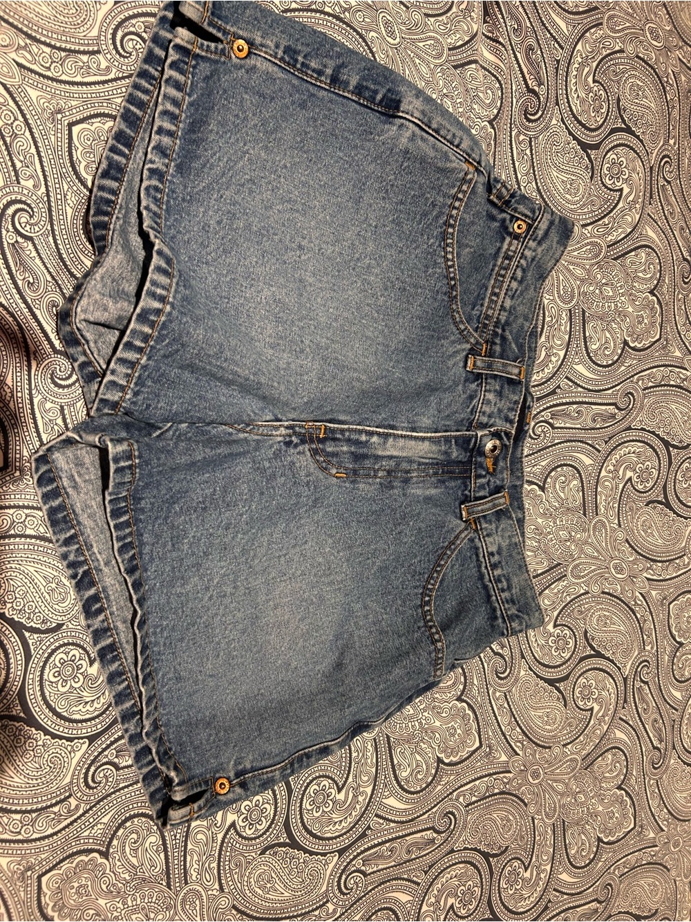 Y2K GAP Classic Blue Denim Shorts